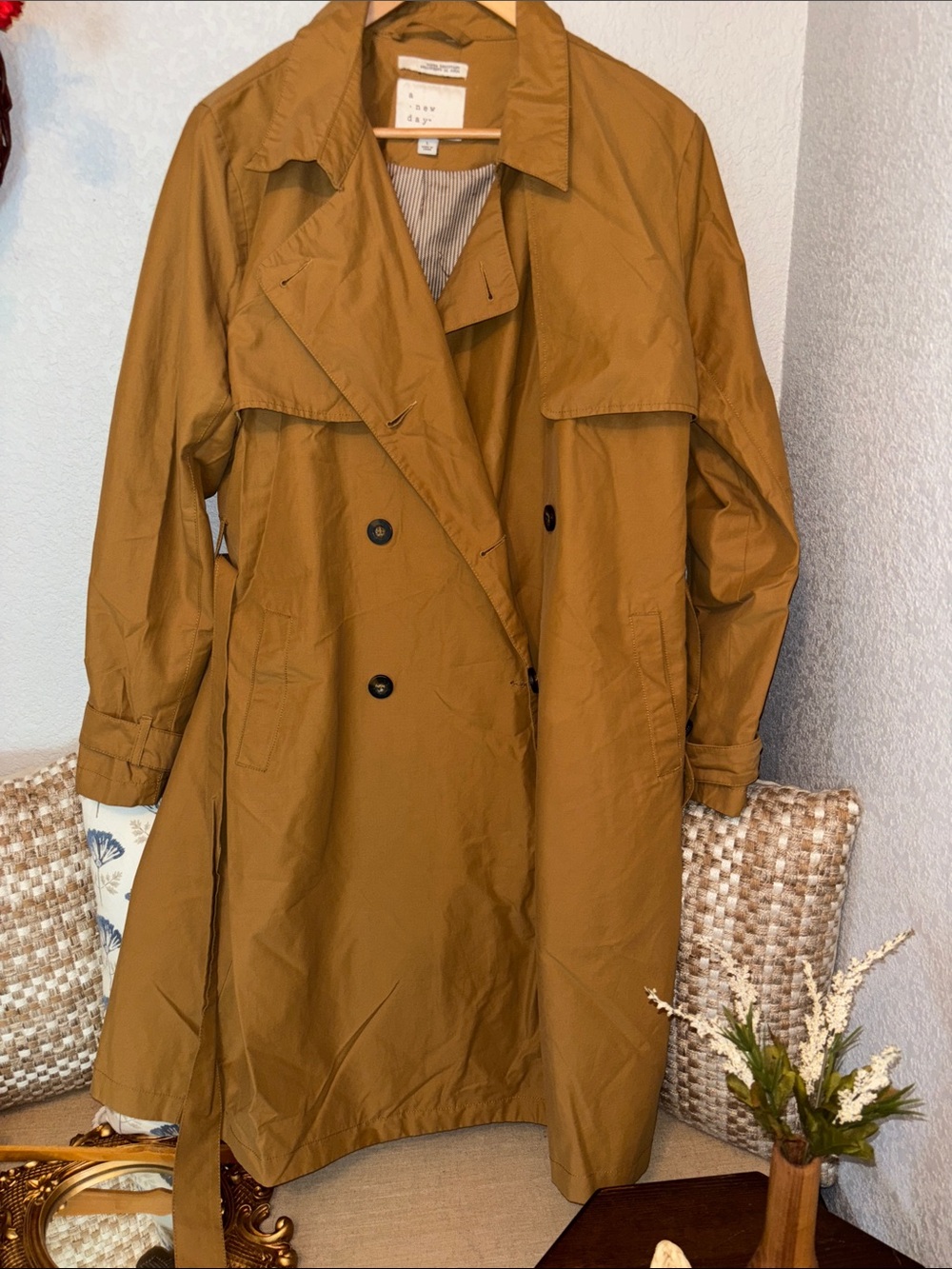 A new day Lightweight Double-Breasted Trench Coat
